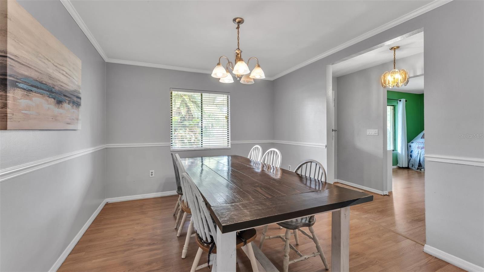 Image 16 of 50 For 4904 Foxrun  