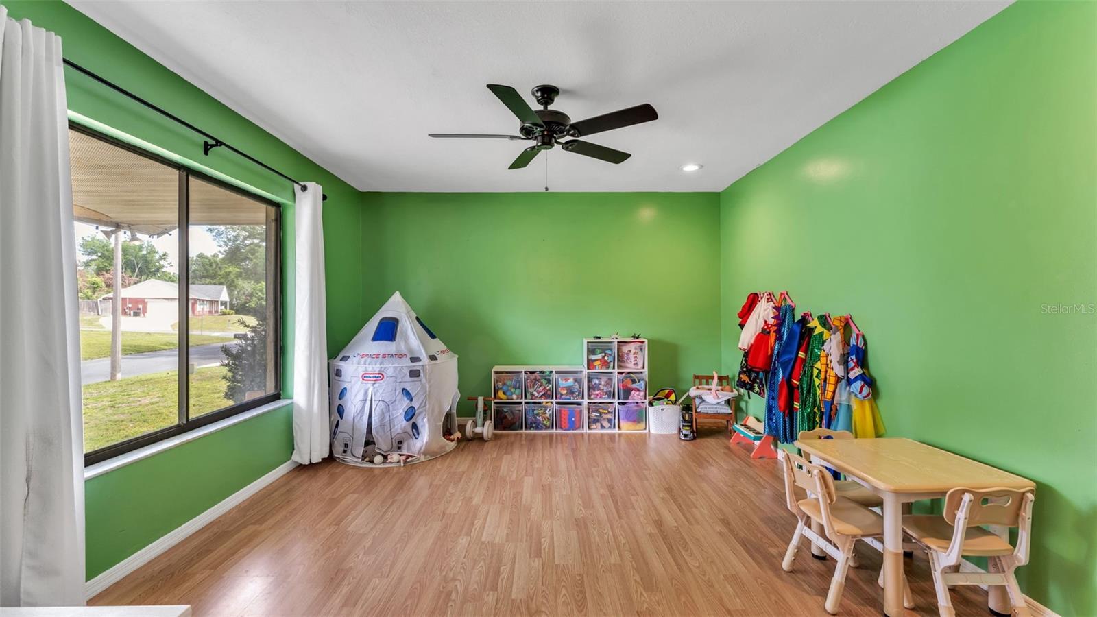 Image 18 of 50 For 4904 Foxrun  