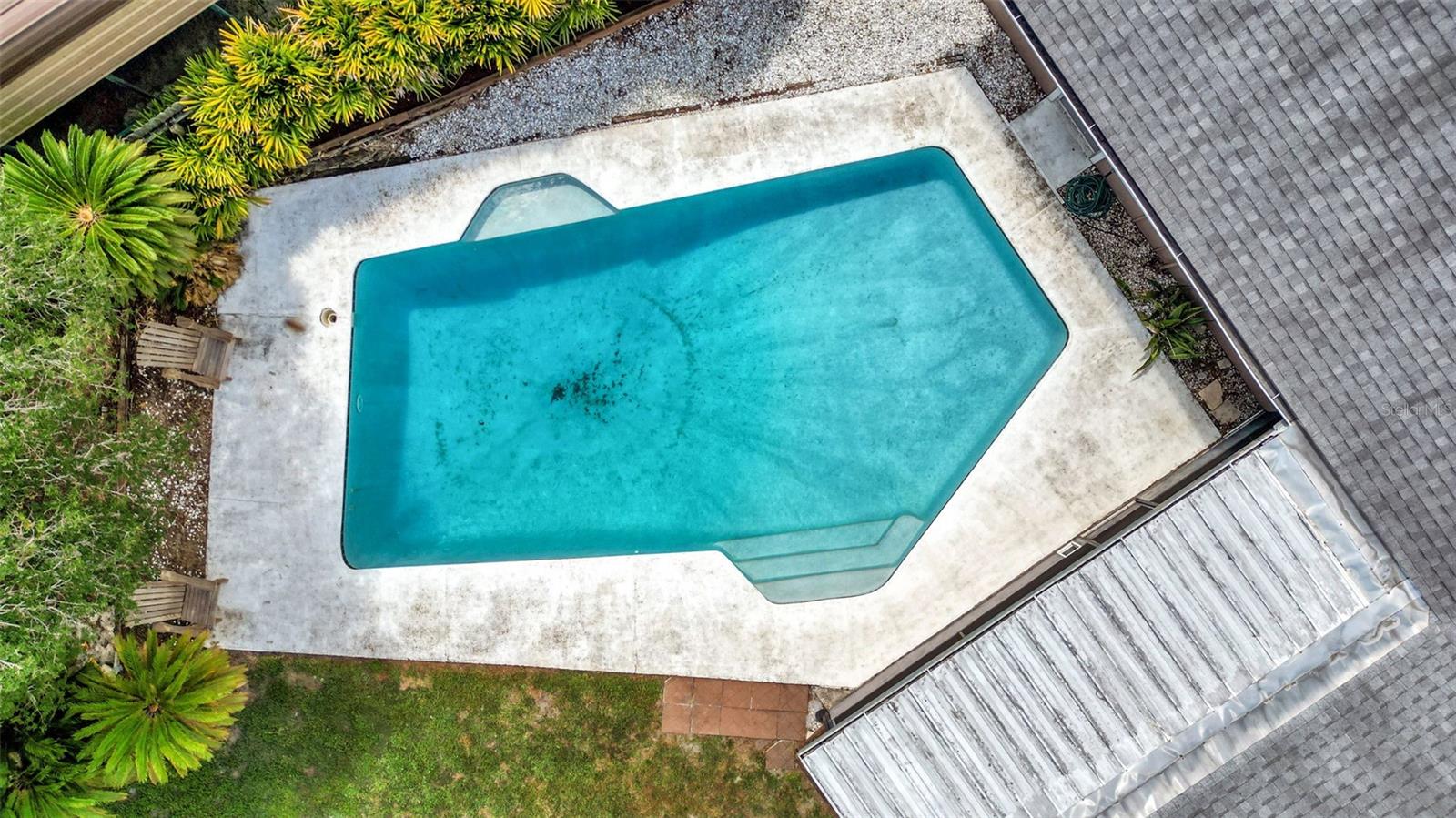 Image 43 of 50 For 4904 Foxrun  