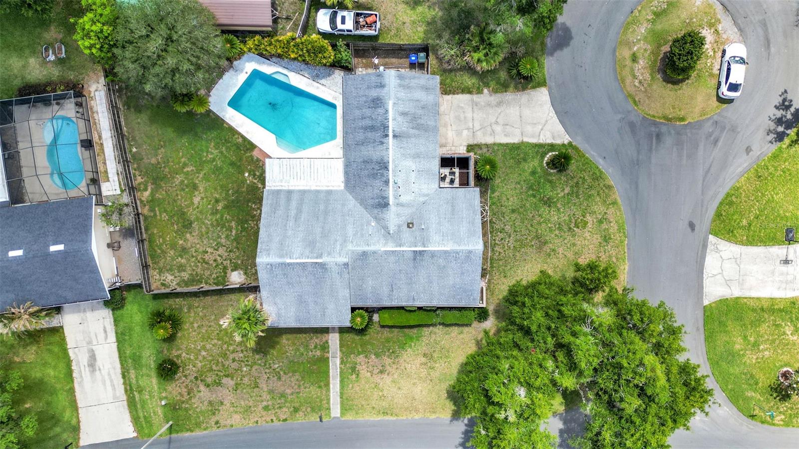 Image 44 of 50 For 4904 Foxrun  