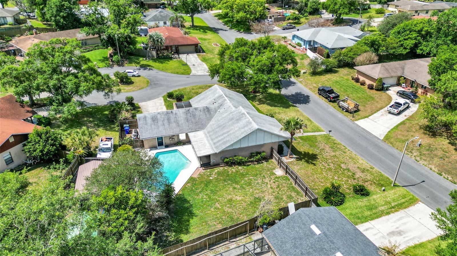 Image 45 of 50 For 4904 Foxrun  