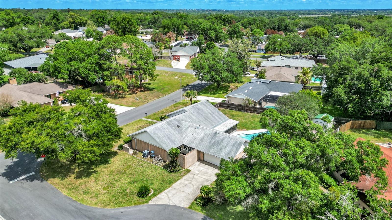 Image 48 of 50 For 4904 Foxrun  