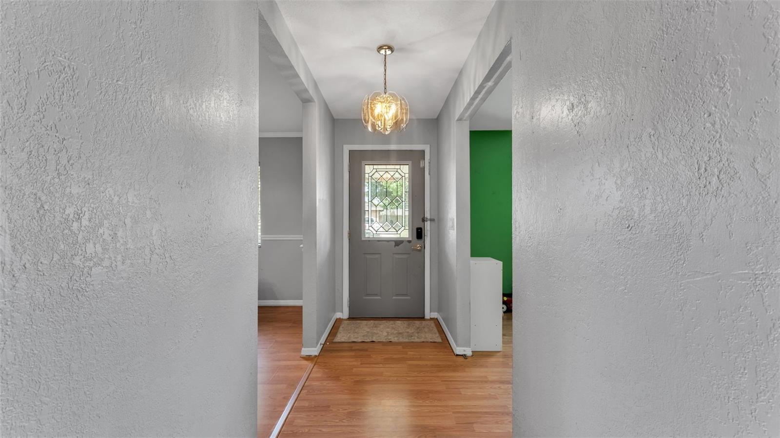 Image 5 of 50 For 4904 Foxrun  