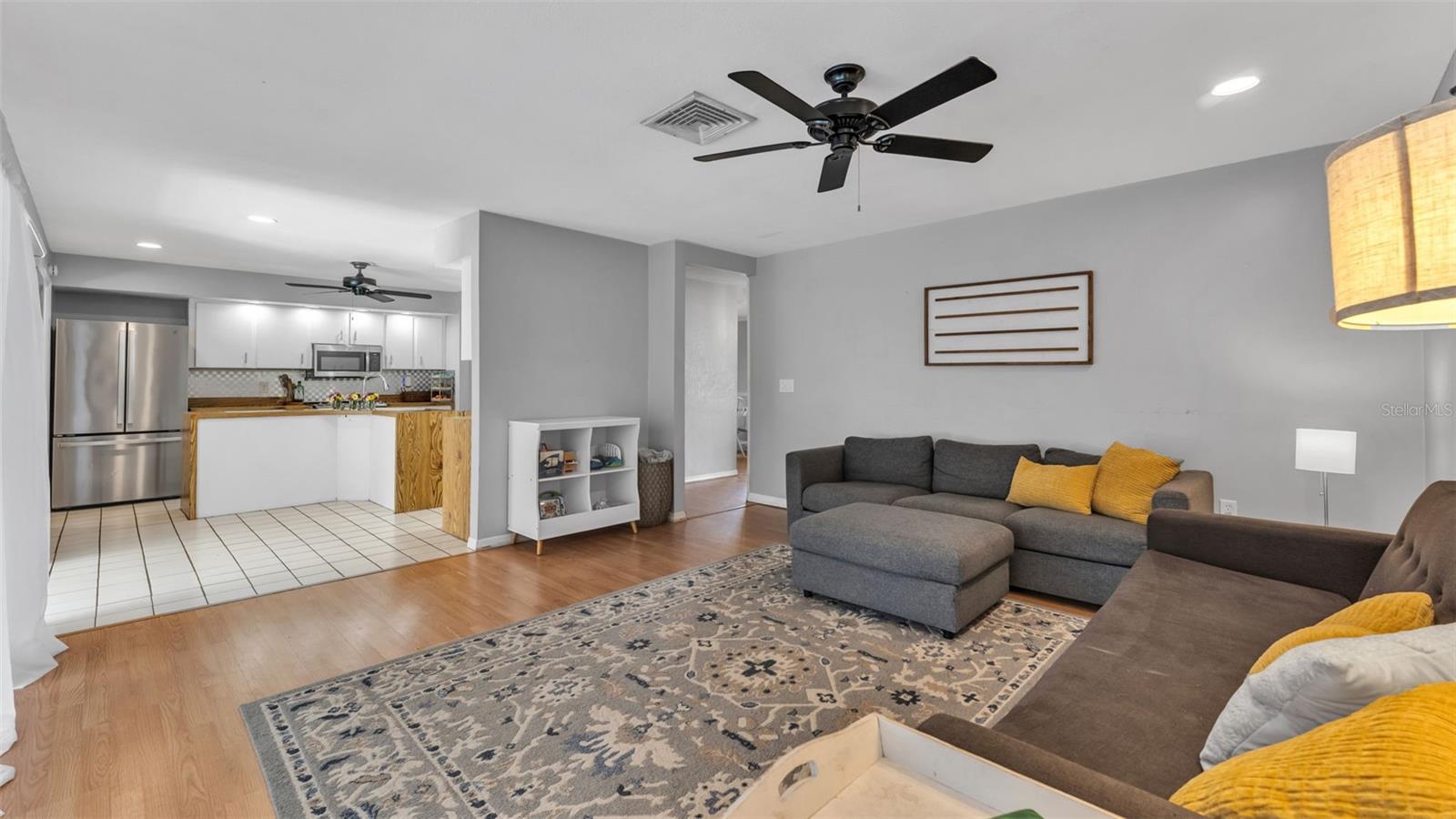 Image 7 of 50 For 4904 Foxrun  