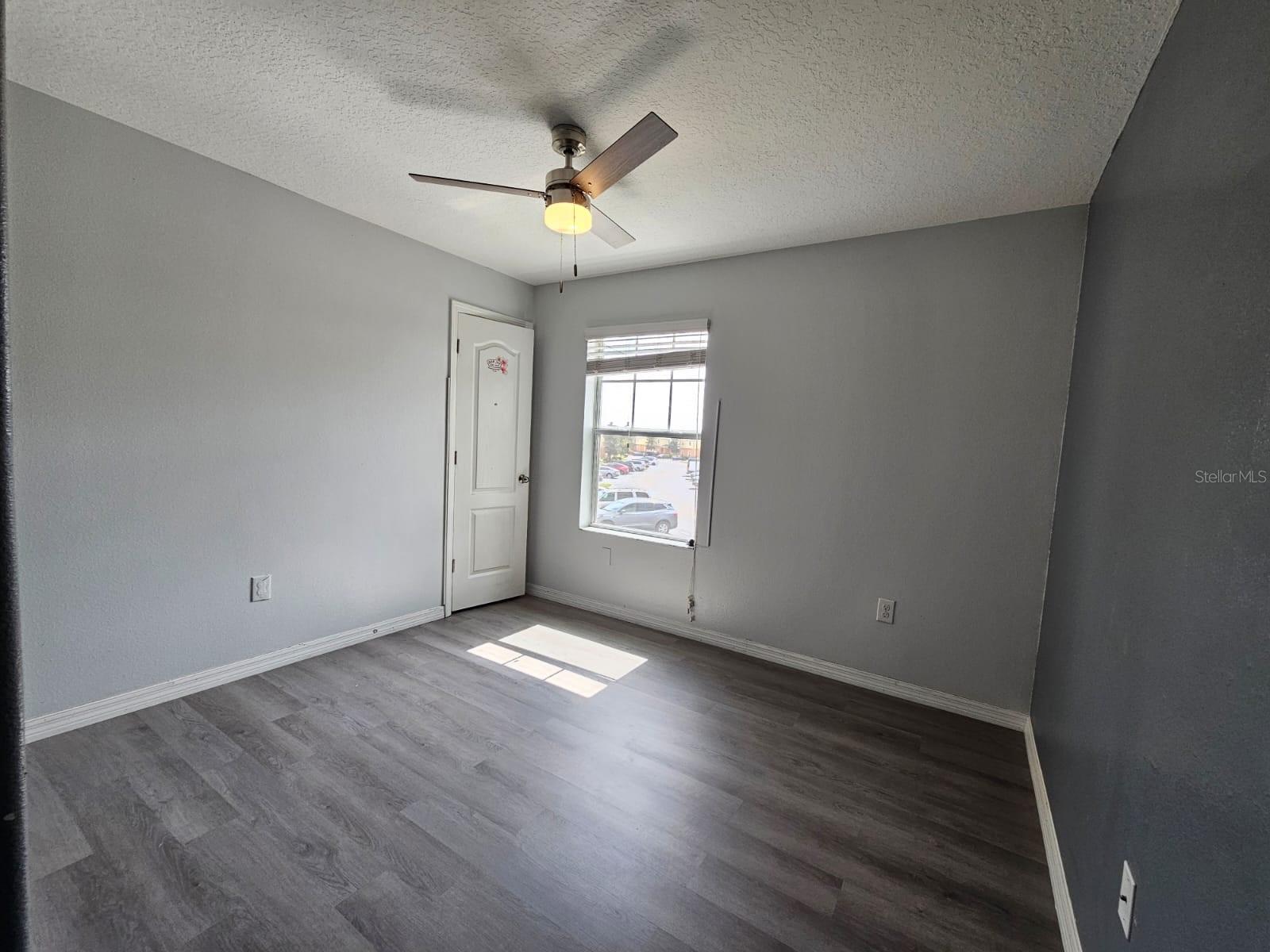 Image 9 of 13 For 4016 Mountain Chestnut Way