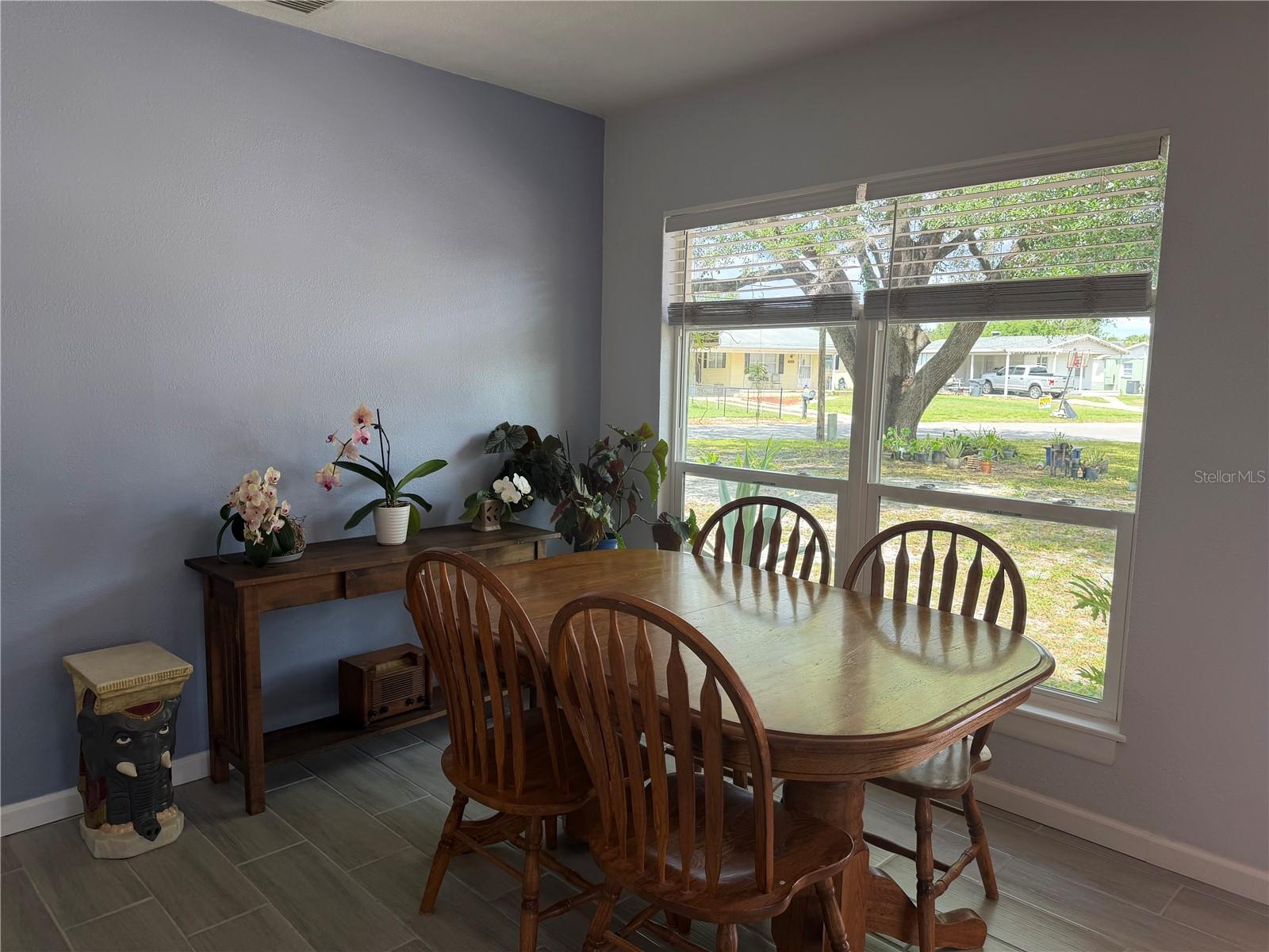 Image 12 of 26 For 1005 Waynesville Avenue