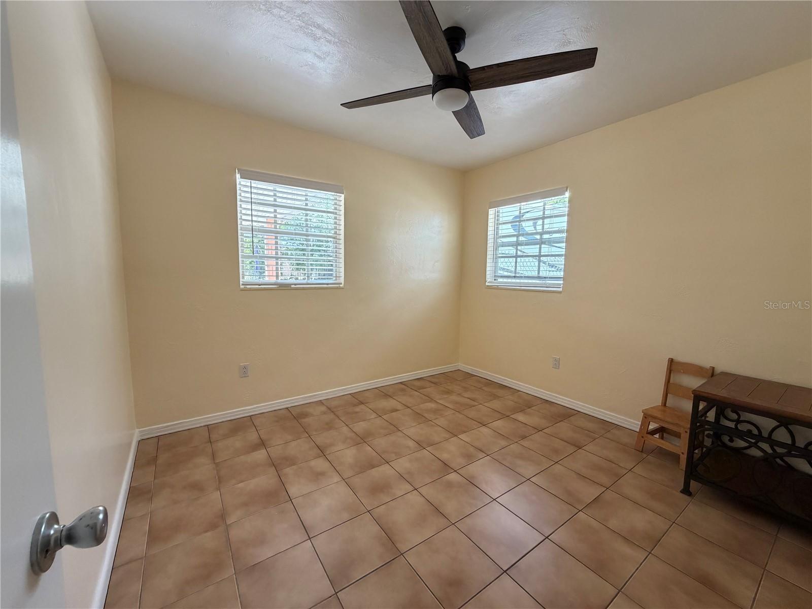 Image 18 of 26 For 1005 Waynesville Avenue