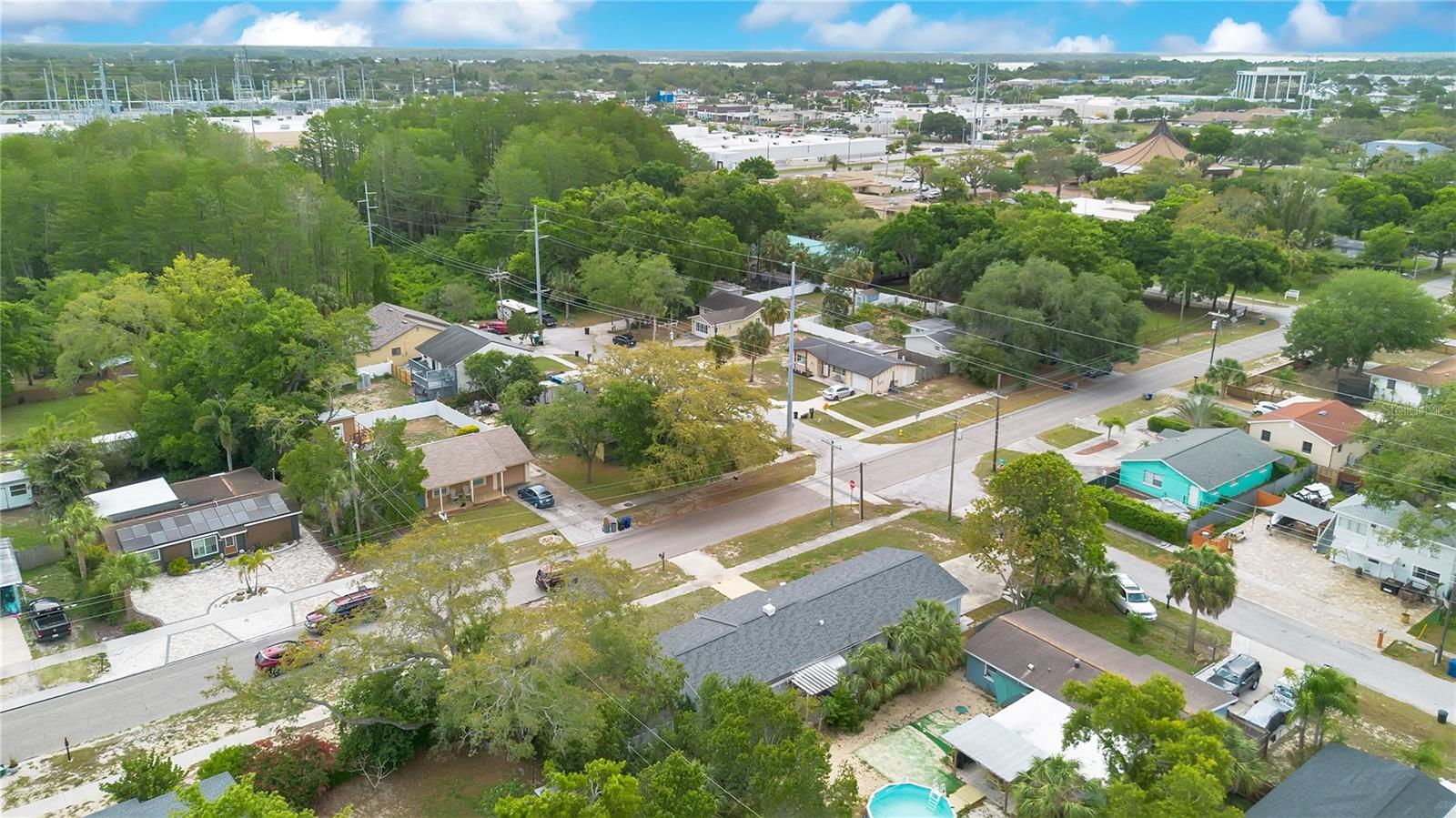 Image 30 of 33 For 391 Walton Avenue