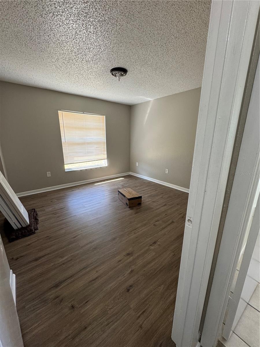 Image 12 of 13 For 912 Shirley Ann Trail