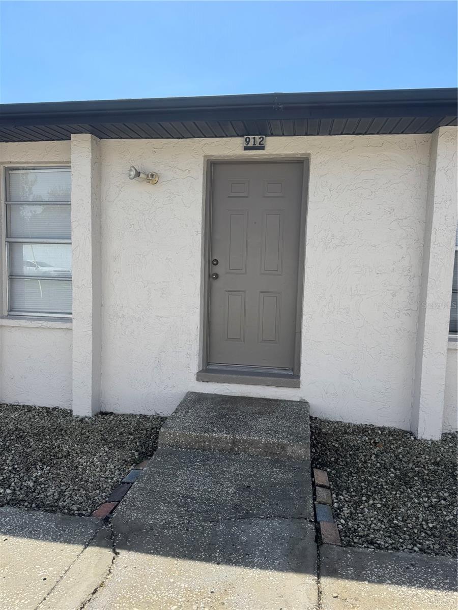 Image 2 of 13 For 912 Shirley Ann Trail