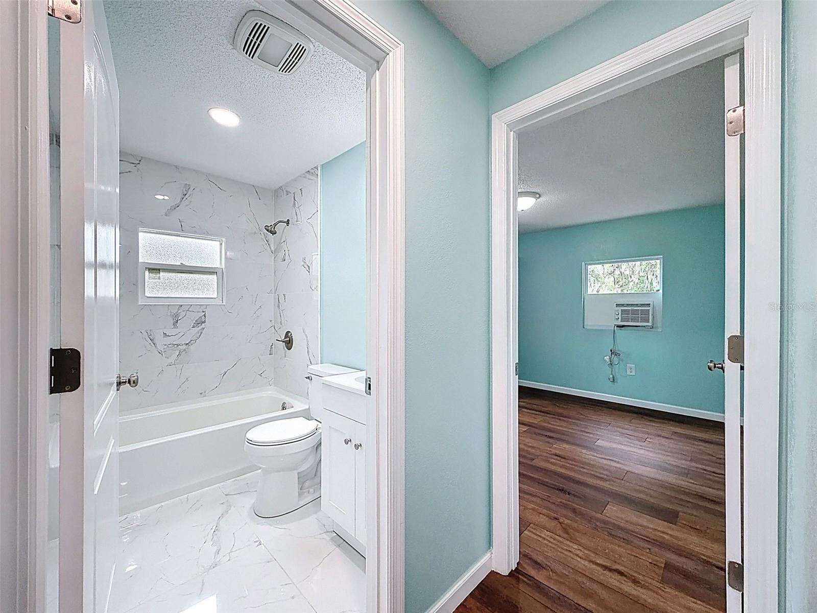 Image 35 of 60 For 5063 Walnut Circle E