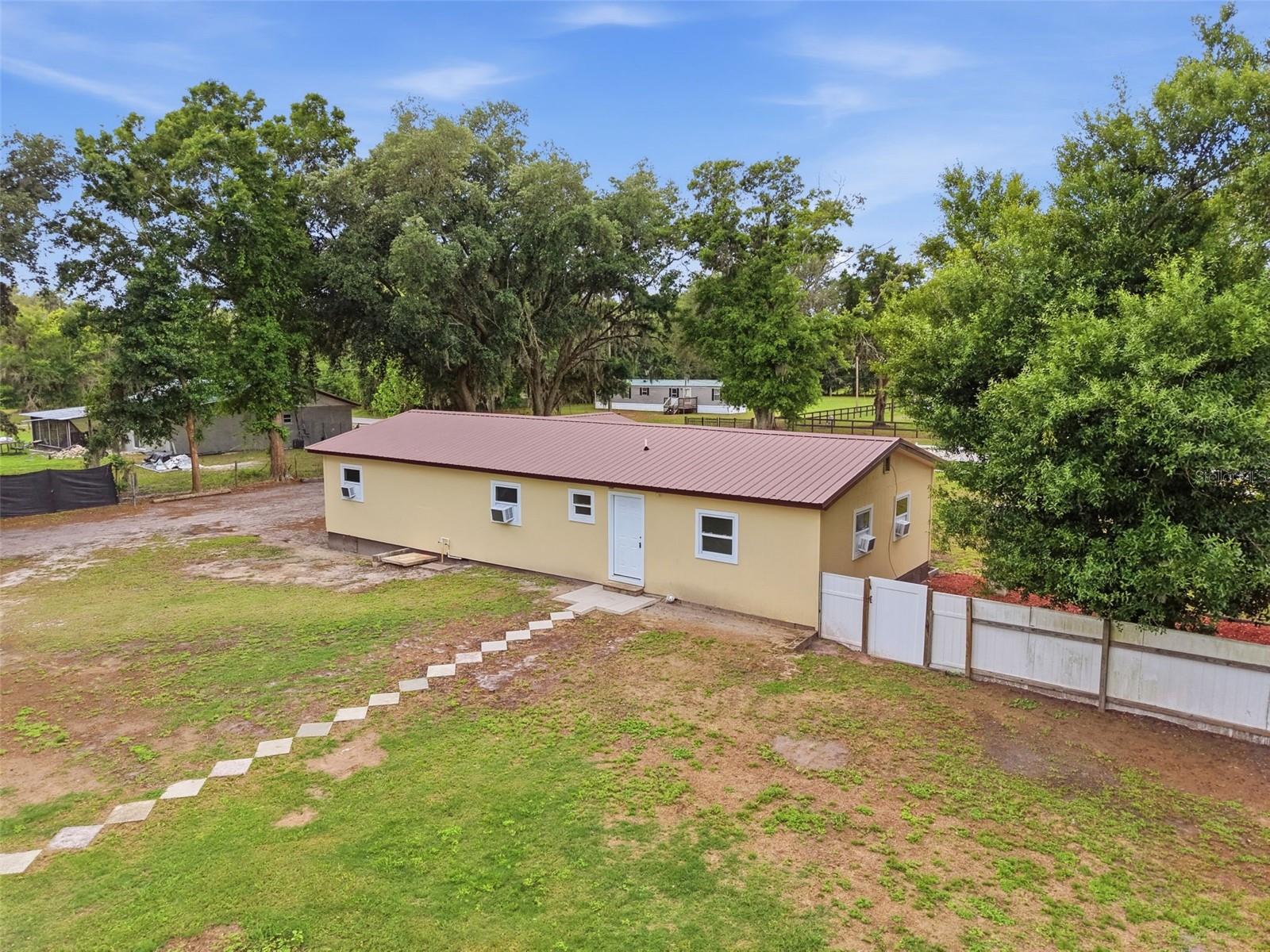 Image 47 of 60 For 5063 Walnut Circle E