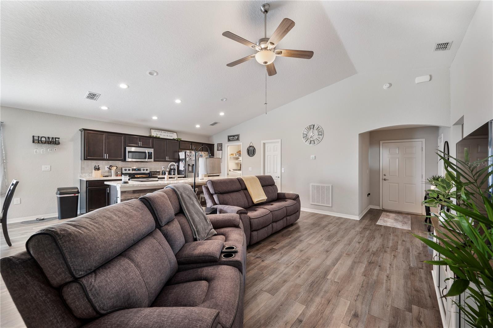 Image 8 of 47 For 3921 White Ibis Road