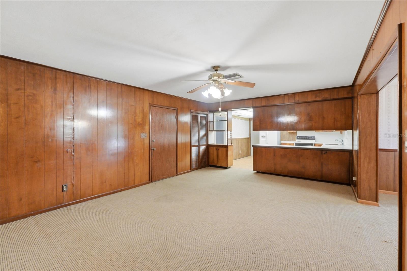 Image 12 of 40 For 960 Wedgewood Drive Se