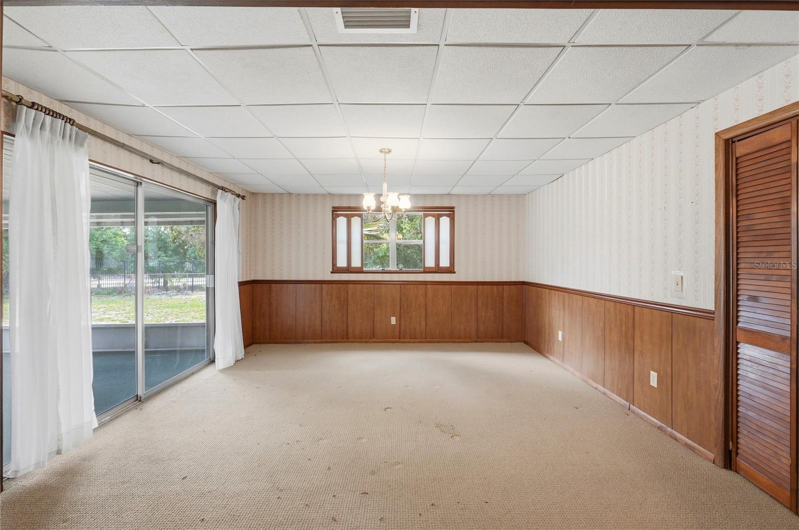 Image 13 of 40 For 960 Wedgewood Drive Se