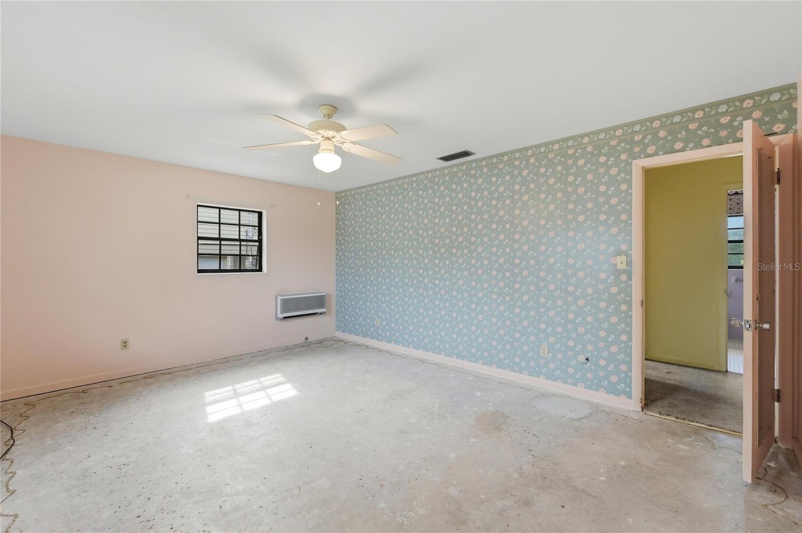 Image 17 of 40 For 960 Wedgewood Drive Se