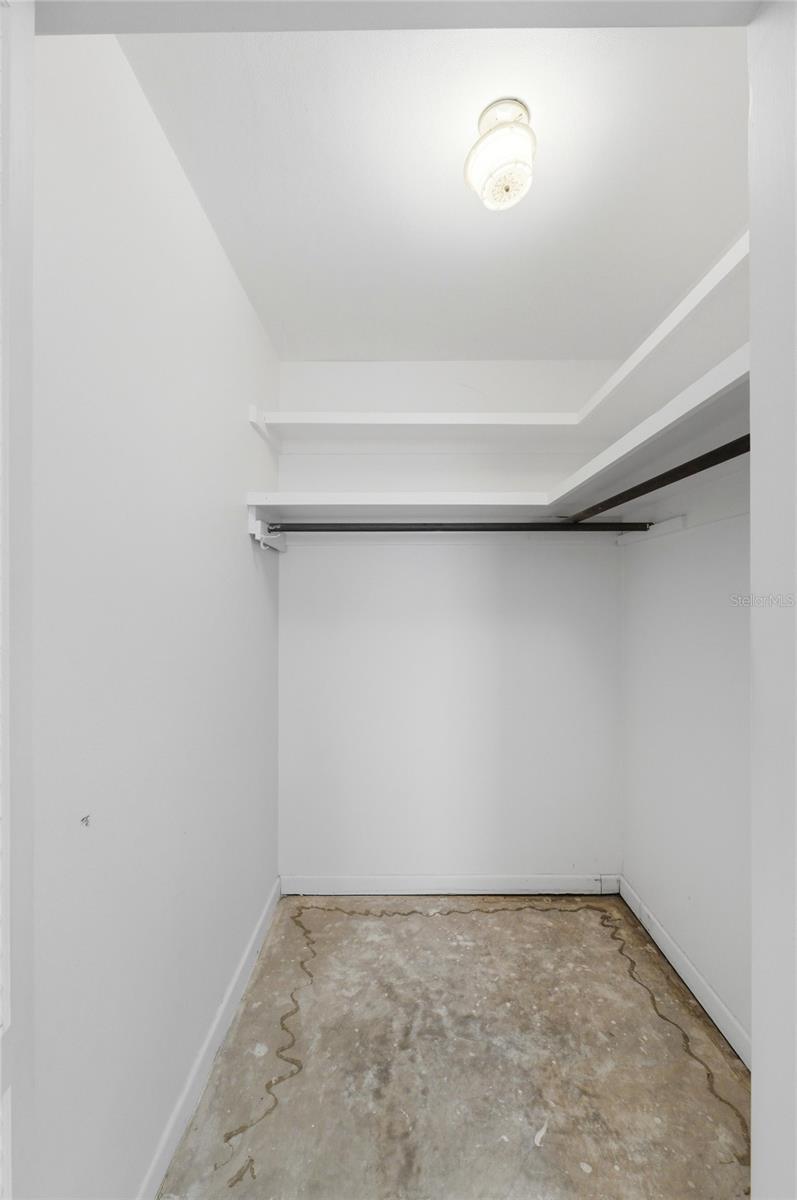 Image 20 of 40 For 960 Wedgewood Drive Se