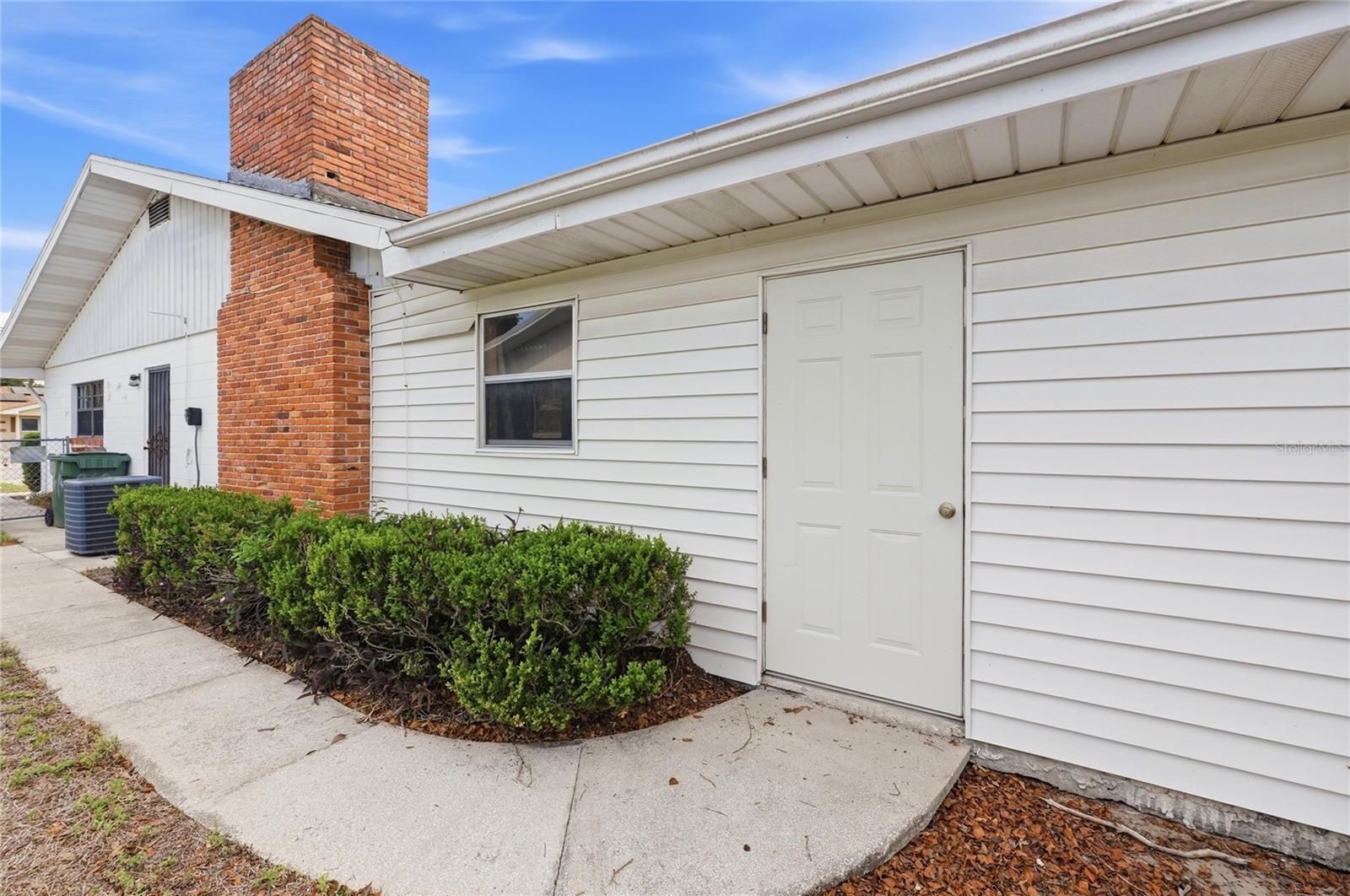 Image 30 of 40 For 960 Wedgewood Drive Se