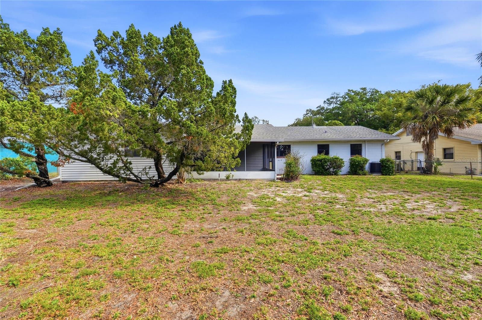 Image 34 of 40 For 960 Wedgewood Drive Se