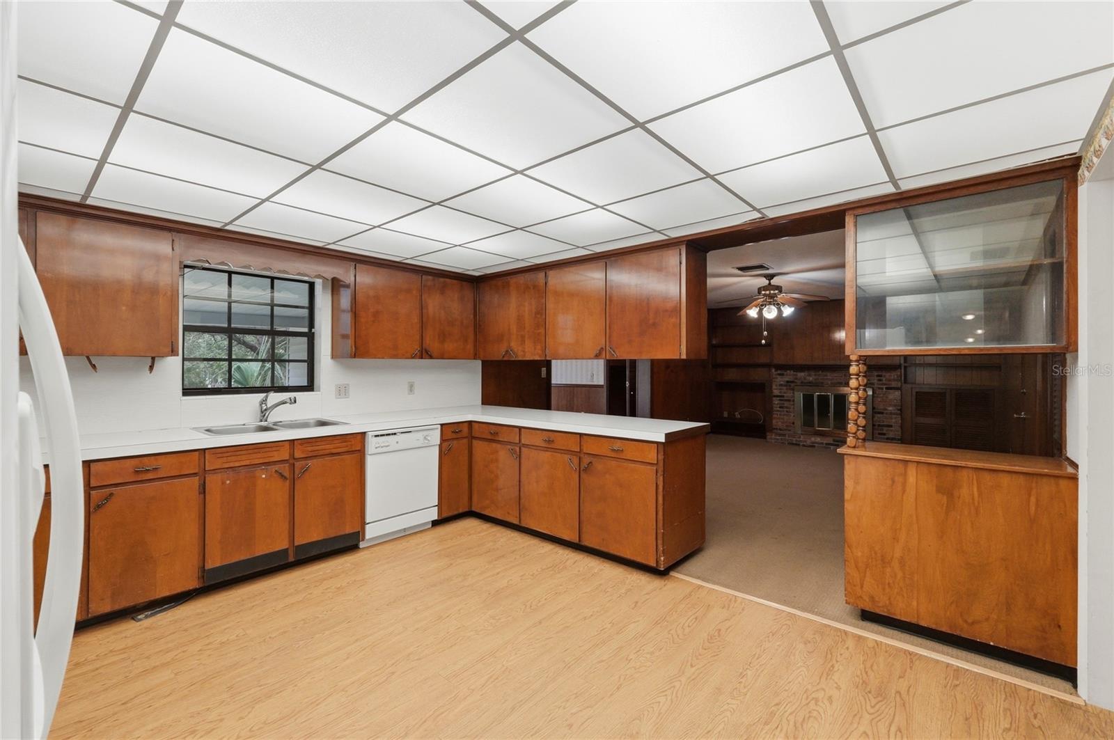 Image 9 of 40 For 960 Wedgewood Drive Se