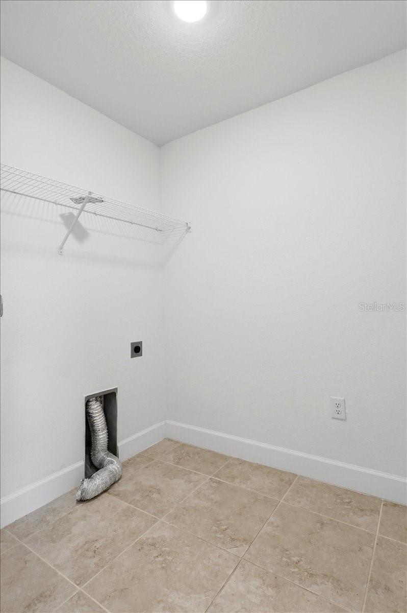 Image 31 of 45 For 851 Vienna Drive