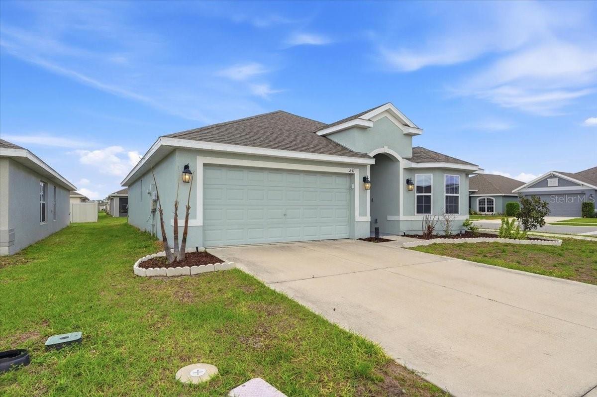 Image 4 of 45 For 851 Vienna Drive