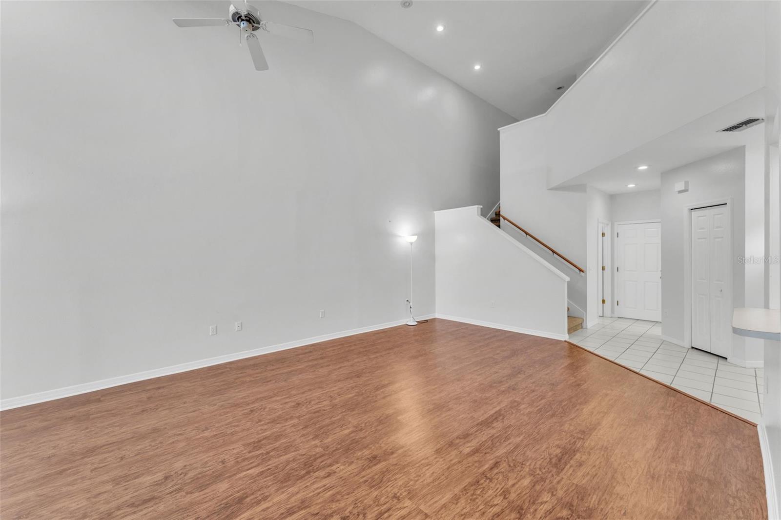 Image 11 of 41 For 3133 Stonewater Drive 3133