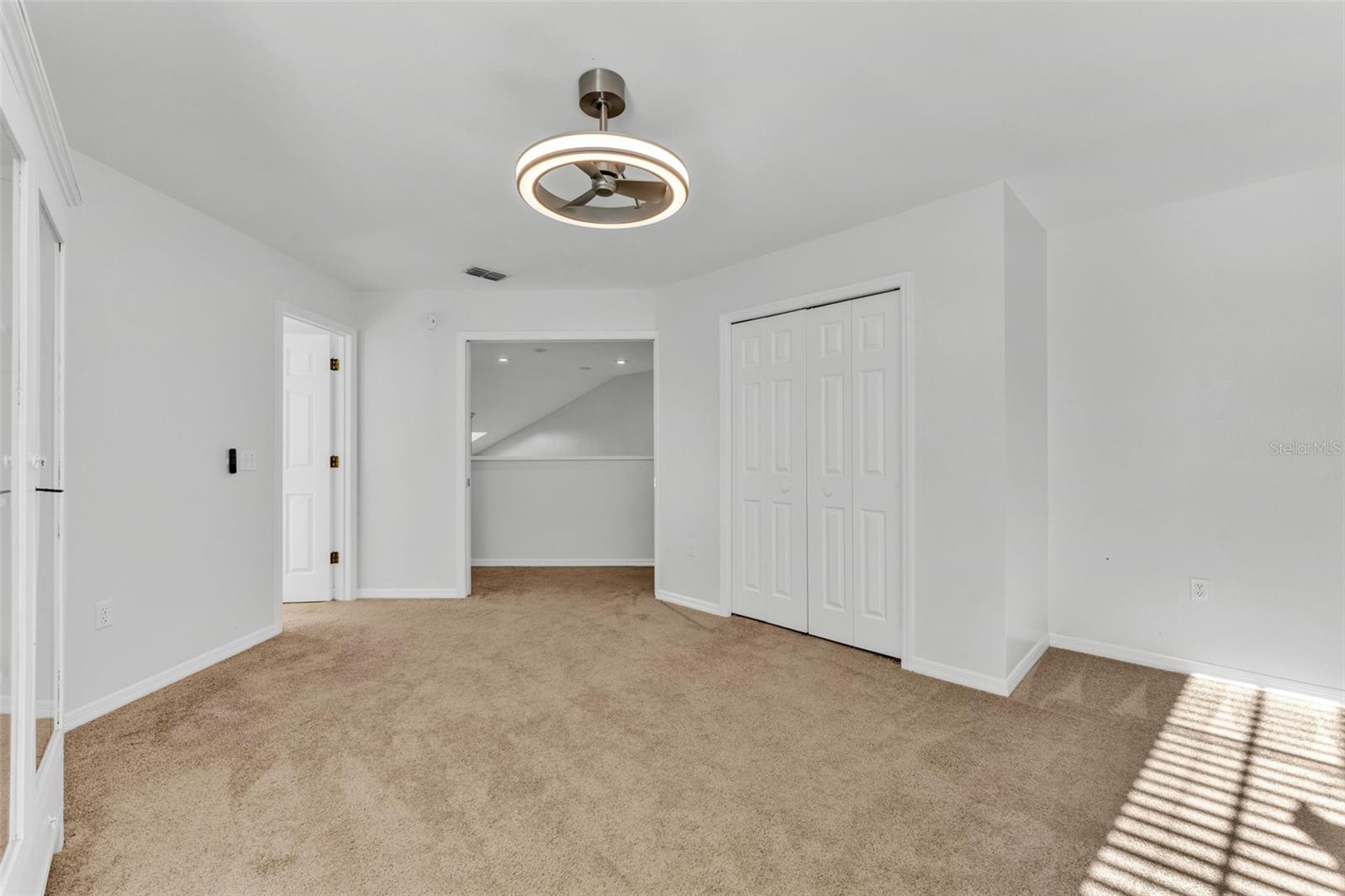 Image 24 of 41 For 3133 Stonewater Drive 3133