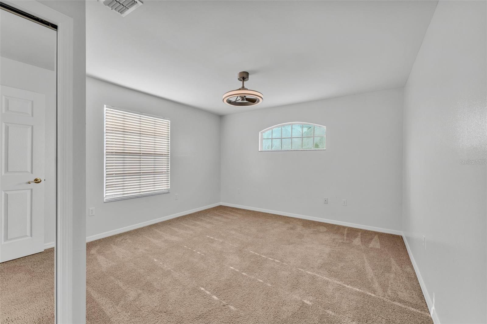 Image 27 of 41 For 3133 Stonewater Drive 3133