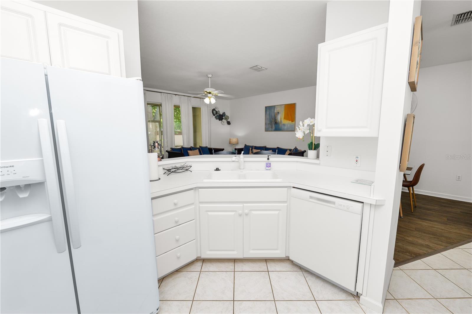 Image 14 of 54 For 774 Grasslands Village Circle 88