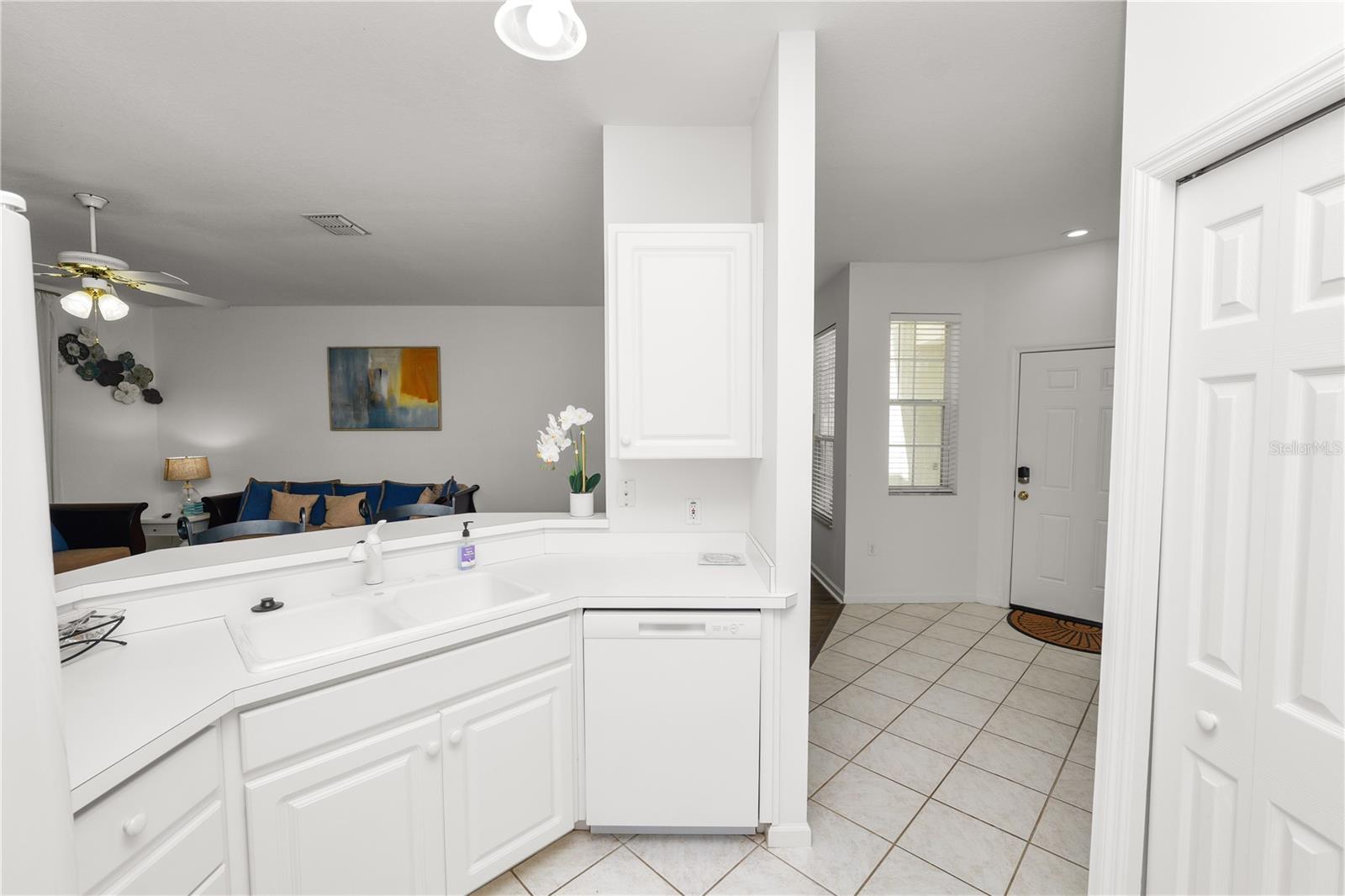 Image 15 of 54 For 774 Grasslands Village Circle 88