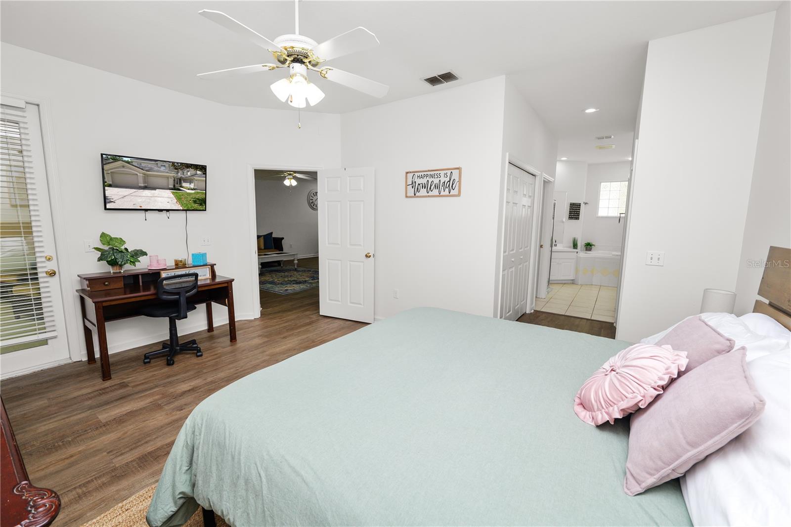 Image 18 of 54 For 774 Grasslands Village Circle 88