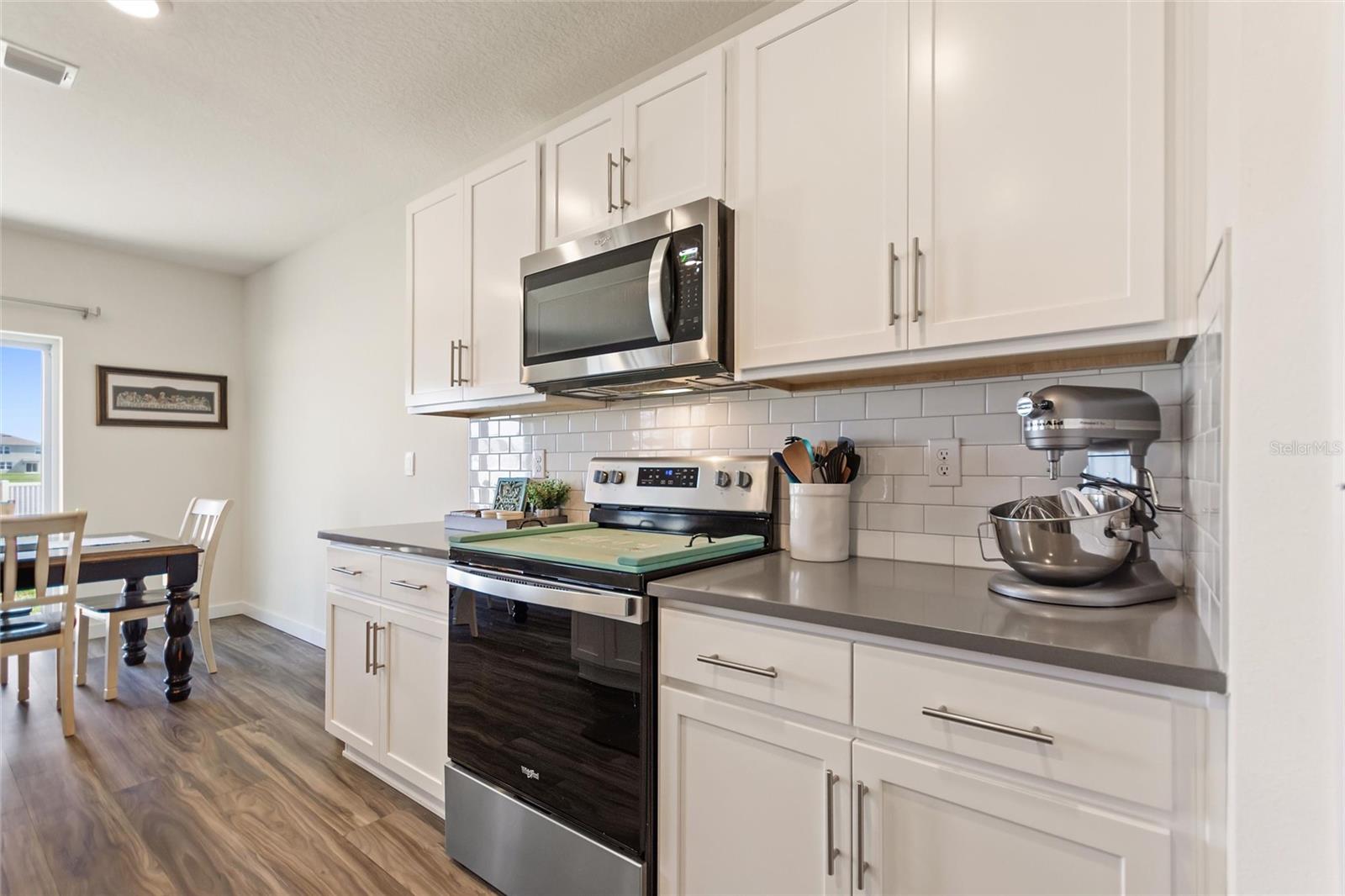 Image 17 of 54 For 421 Chayne Place