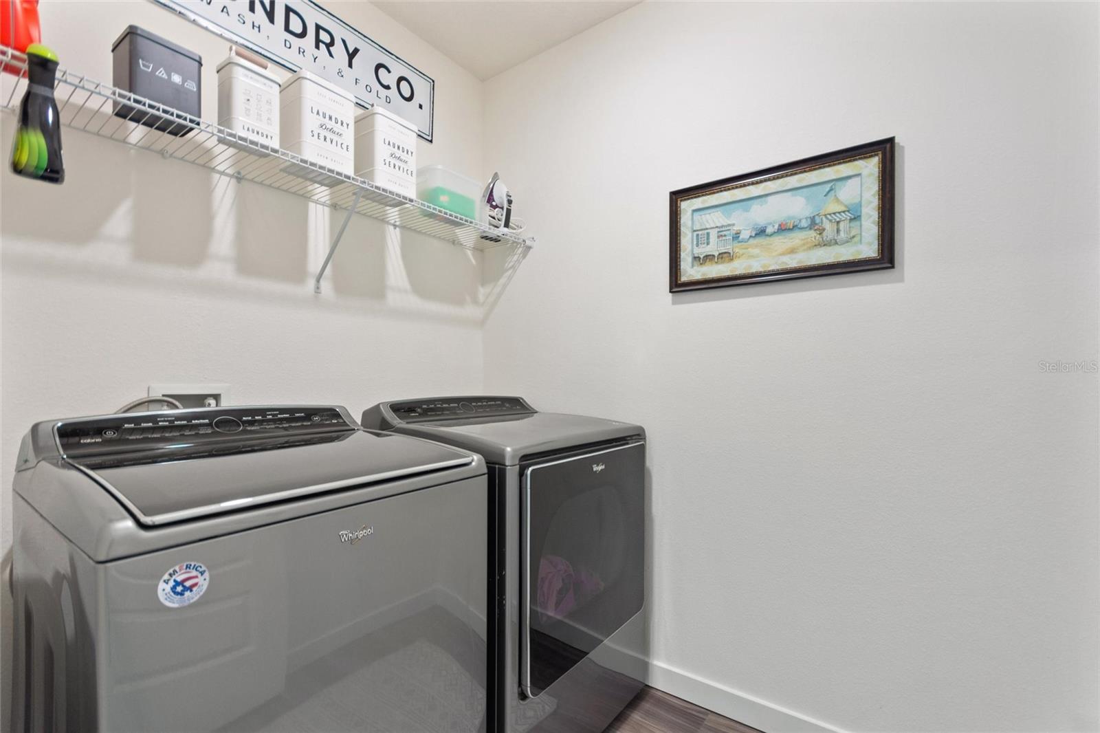 Image 37 of 54 For 421 Chayne Place