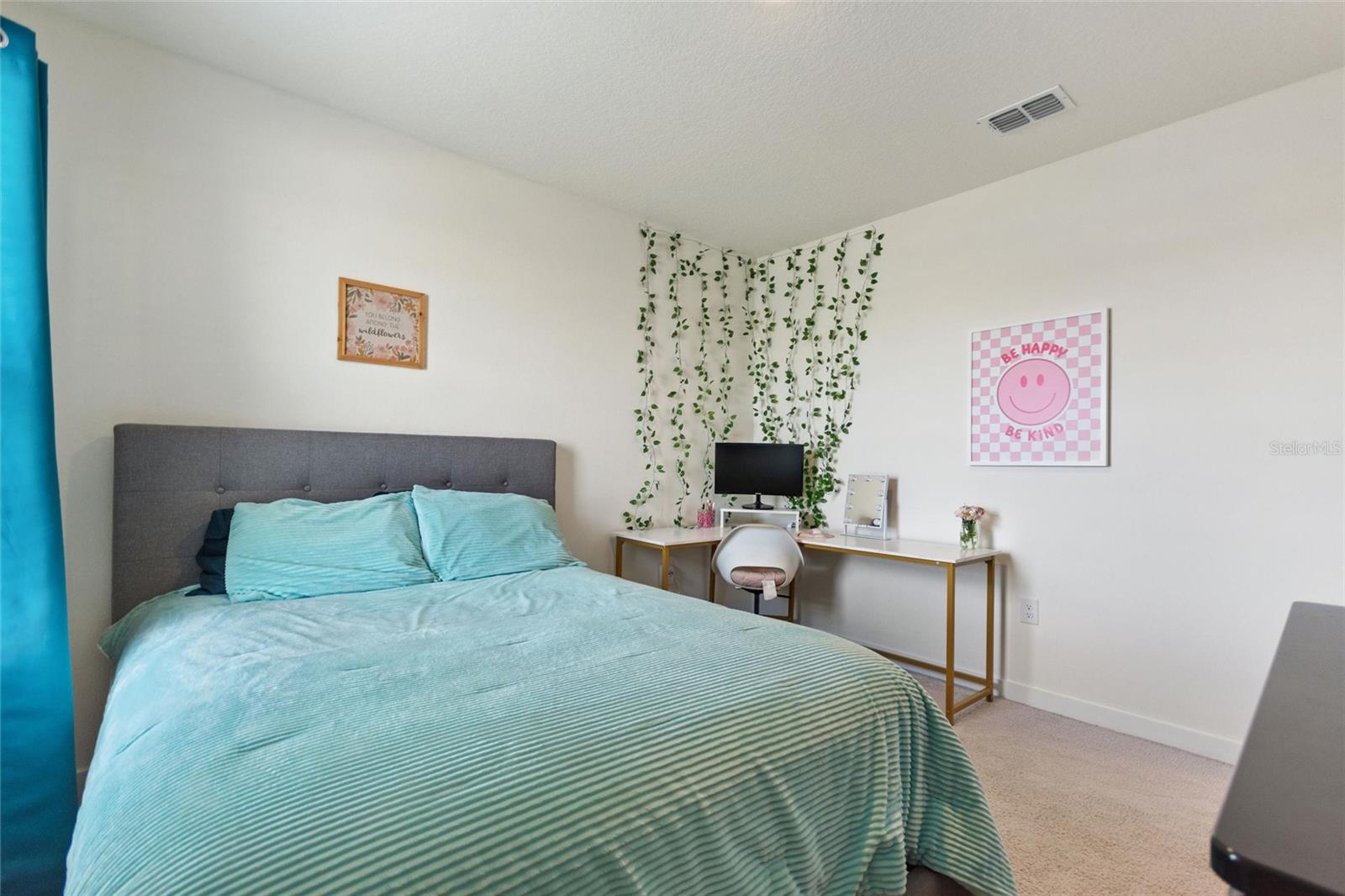 Image 46 of 54 For 421 Chayne Place