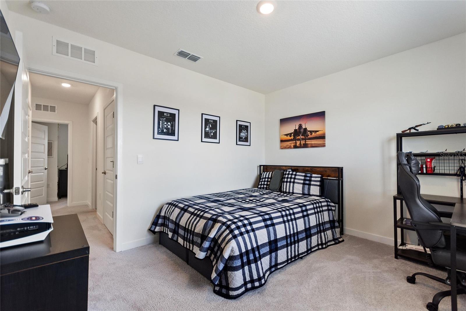 Image 51 of 54 For 421 Chayne Place