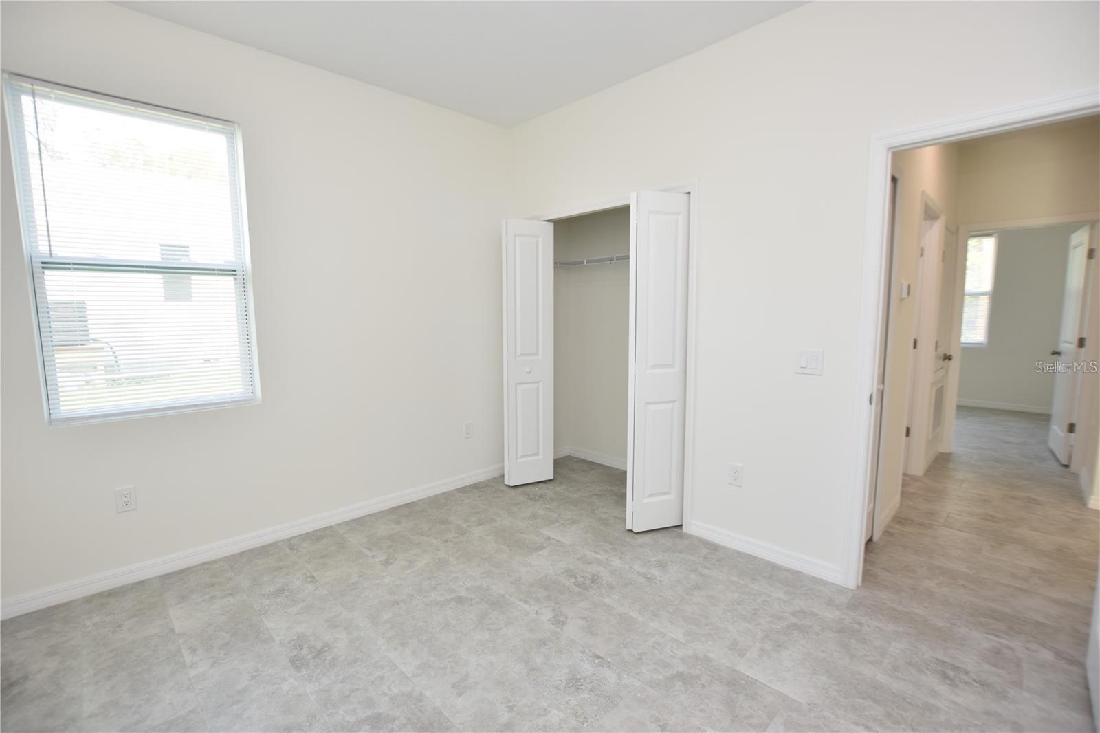 Image 10 of 28 For 206 Crescent Drive