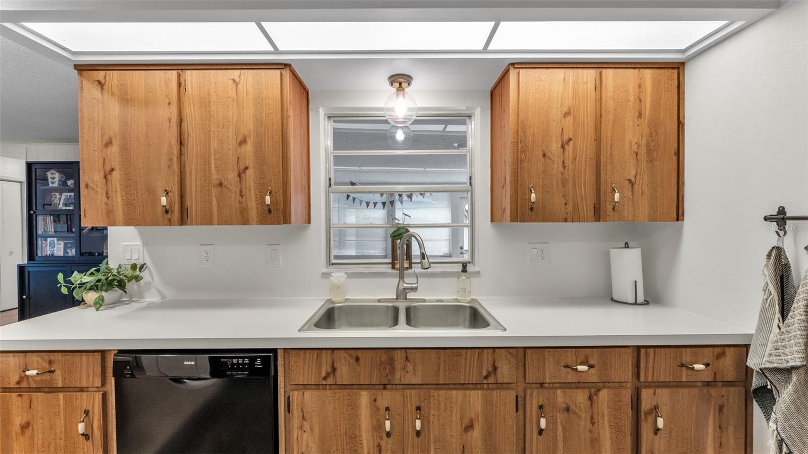 Image 16 of 56 For 1743 Wilshire Court