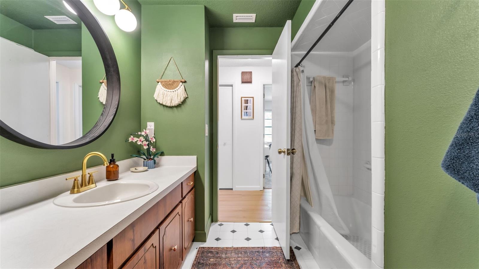 Image 32 of 56 For 1743 Wilshire Court