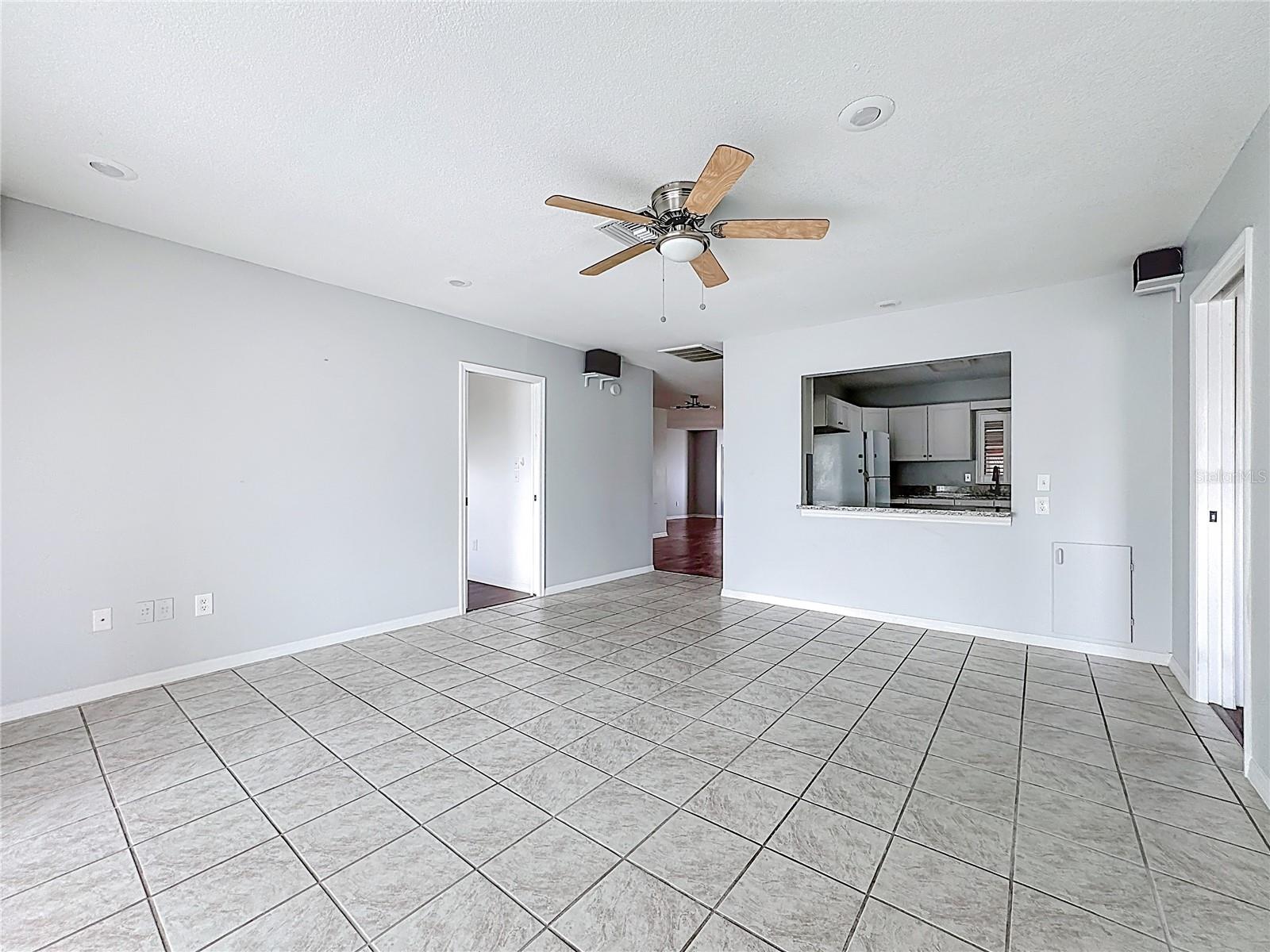 Image 16 of 37 For 1618 Bentwood Drive