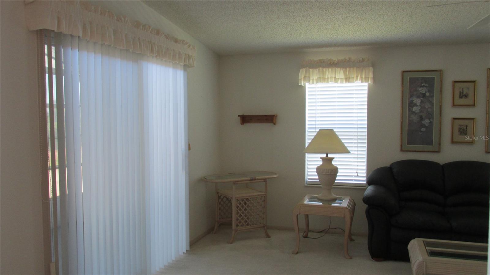 Image 11 of 27 For 192 Dartmouth Drive