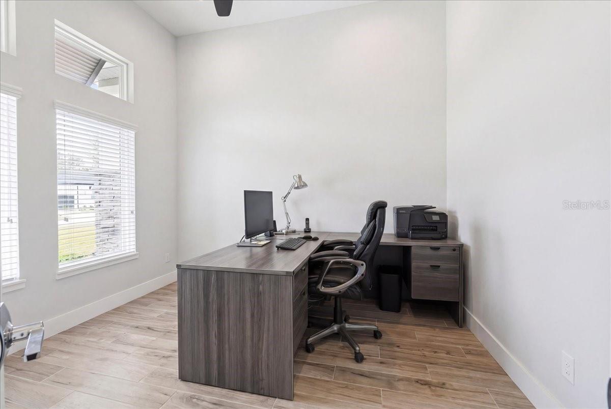 Image 19 of 57 For 8293 Cypress Trace Boulevard