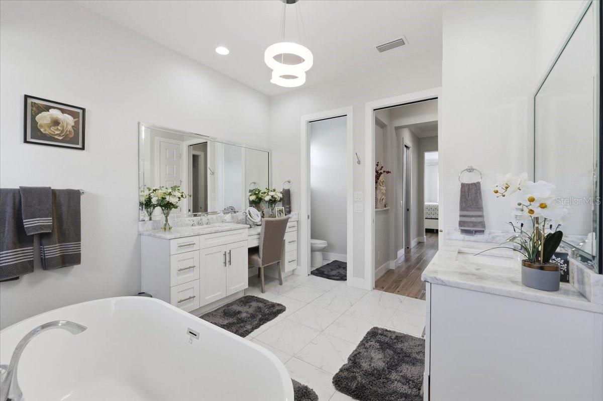 Image 27 of 57 For 8293 Cypress Trace Boulevard