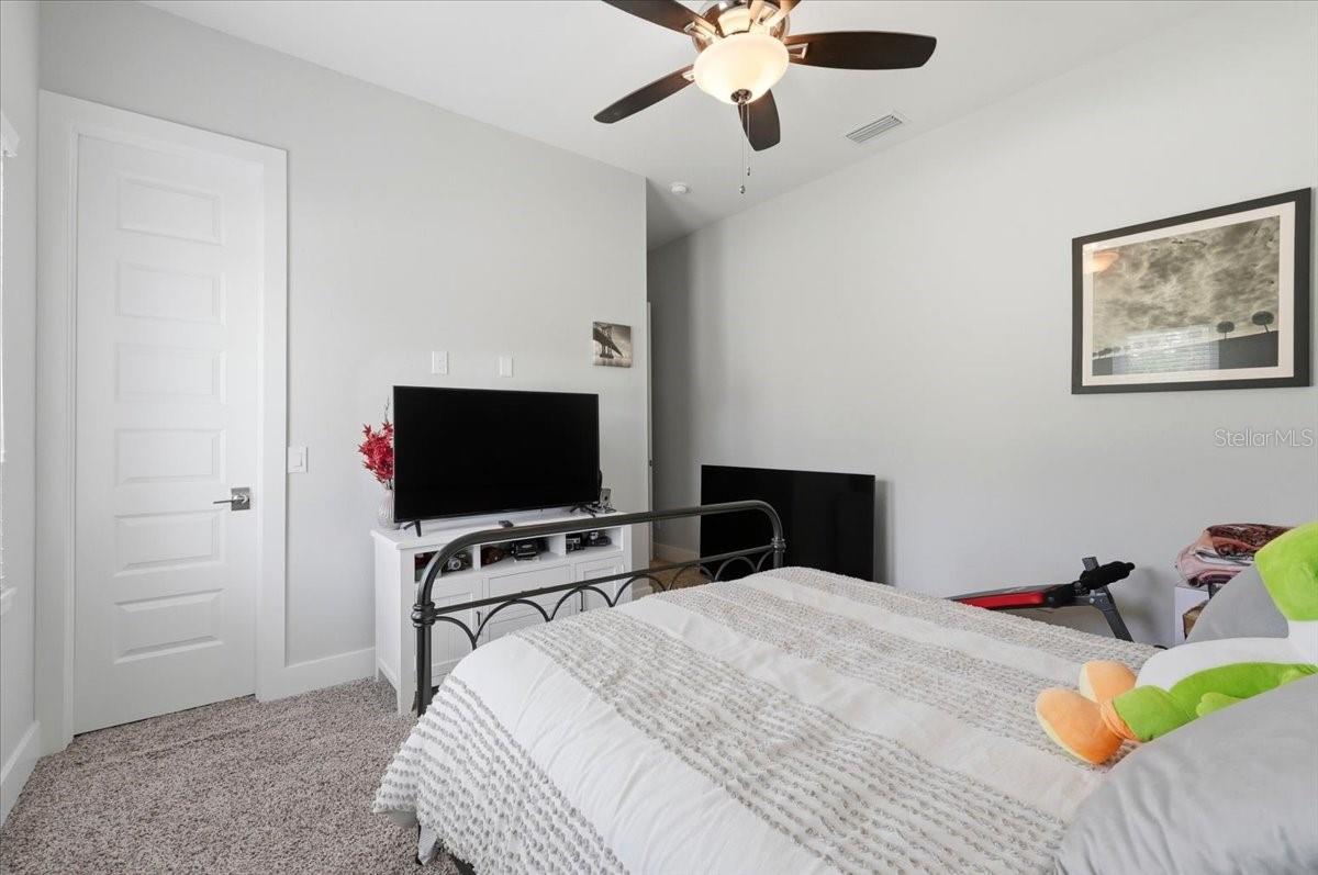 Image 33 of 57 For 8293 Cypress Trace Boulevard