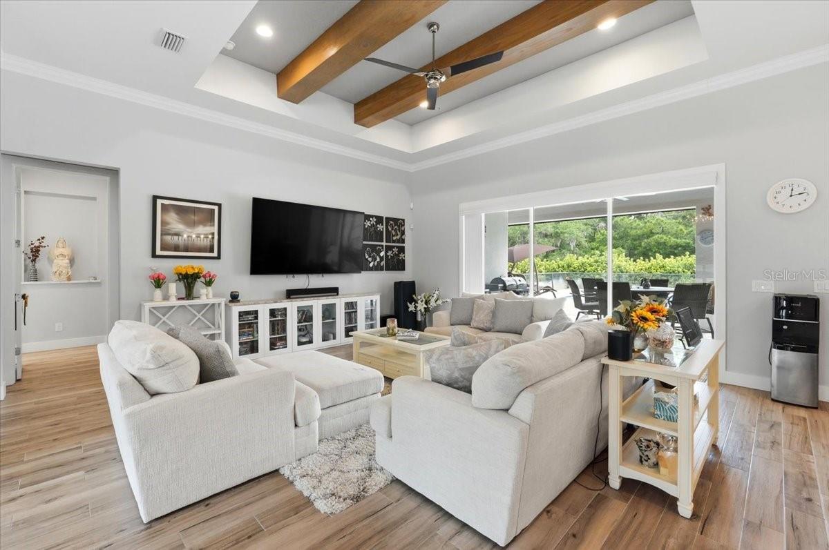 Image 5 of 57 For 8293 Cypress Trace Boulevard