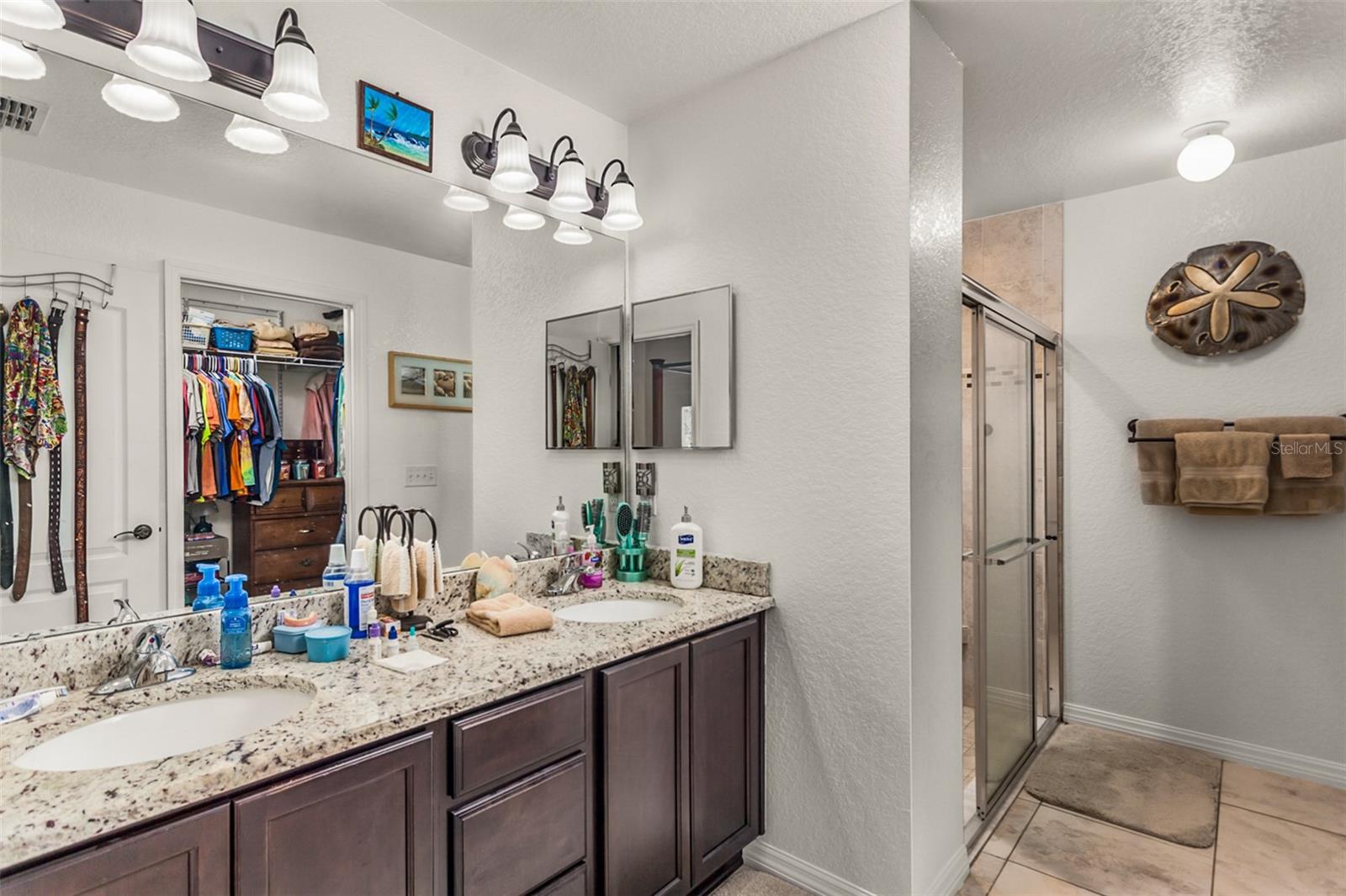 Image 14 of 25 For 215 Captain Hook Way