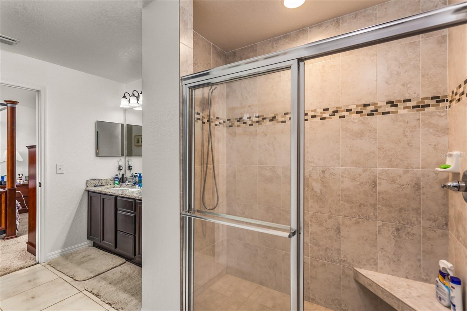 Image 15 of 25 For 215 Captain Hook Way