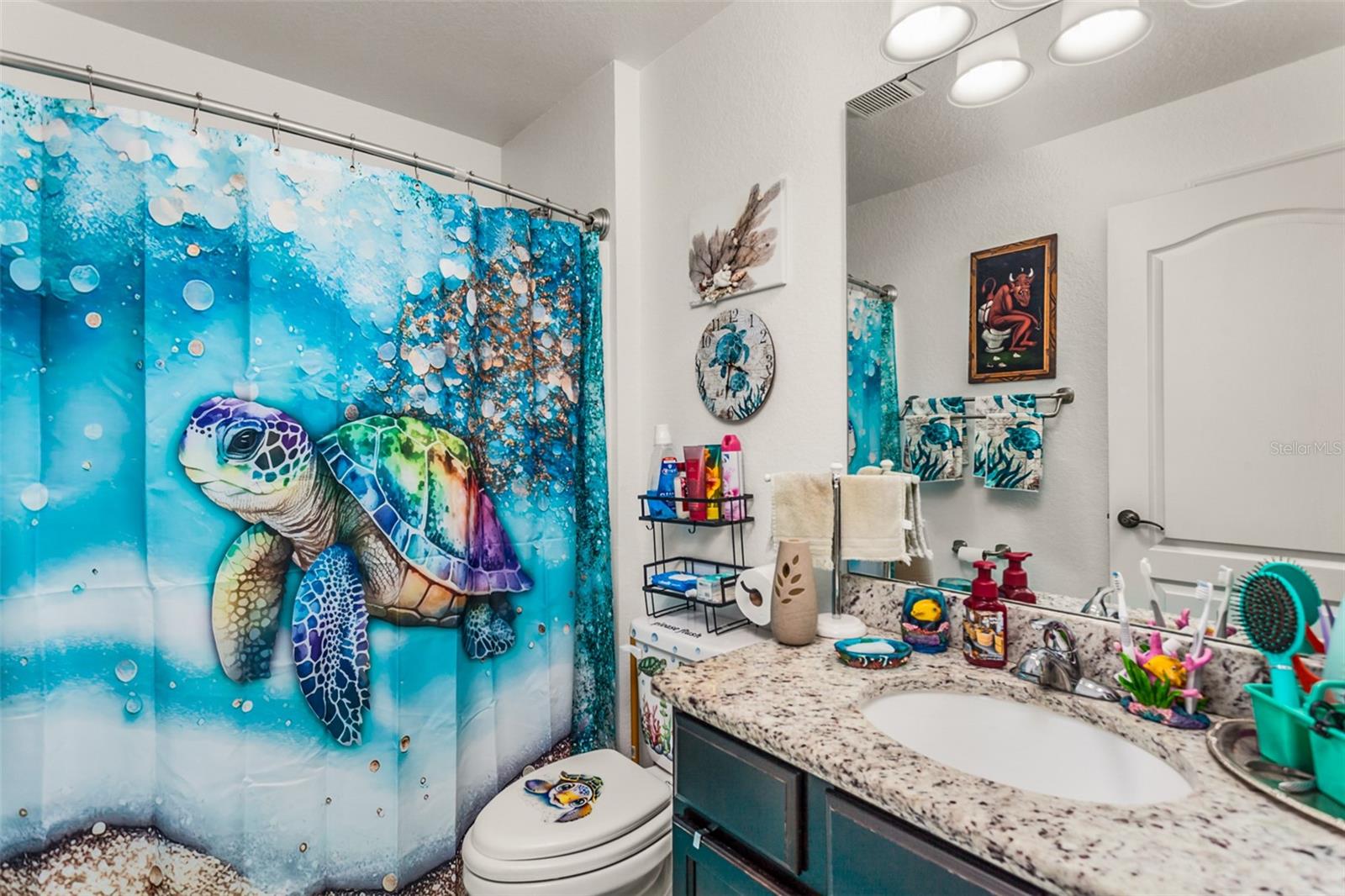 Image 17 of 25 For 215 Captain Hook Way