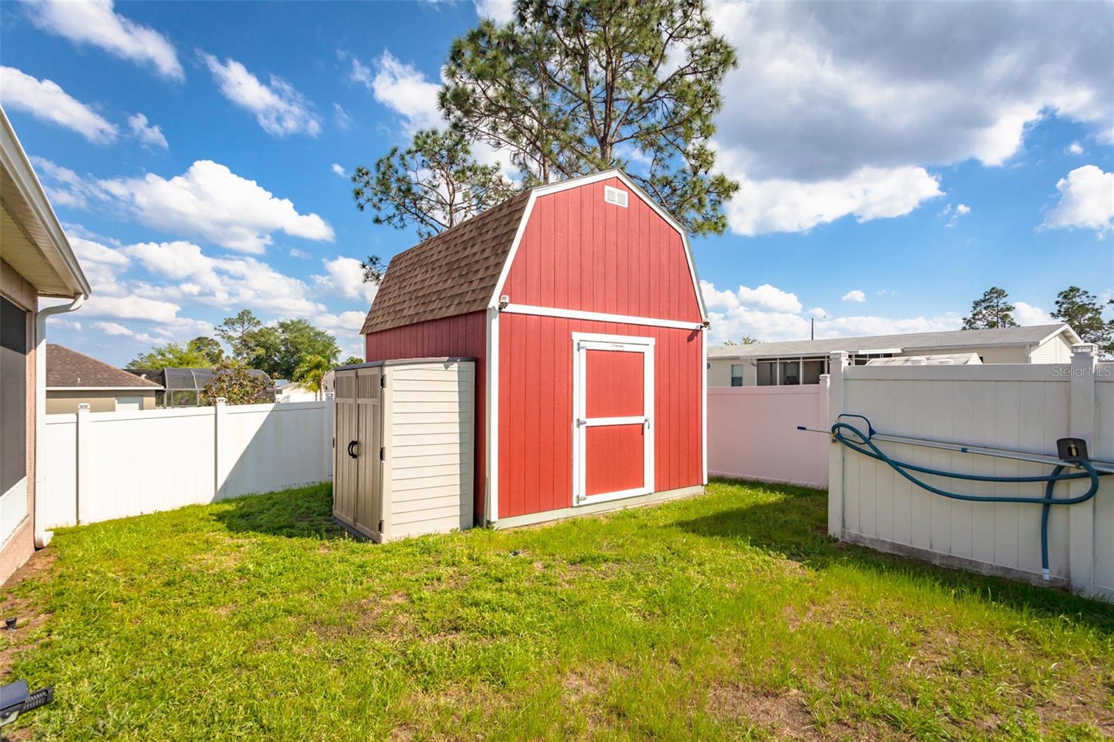 Image 21 of 25 For 215 Captain Hook Way