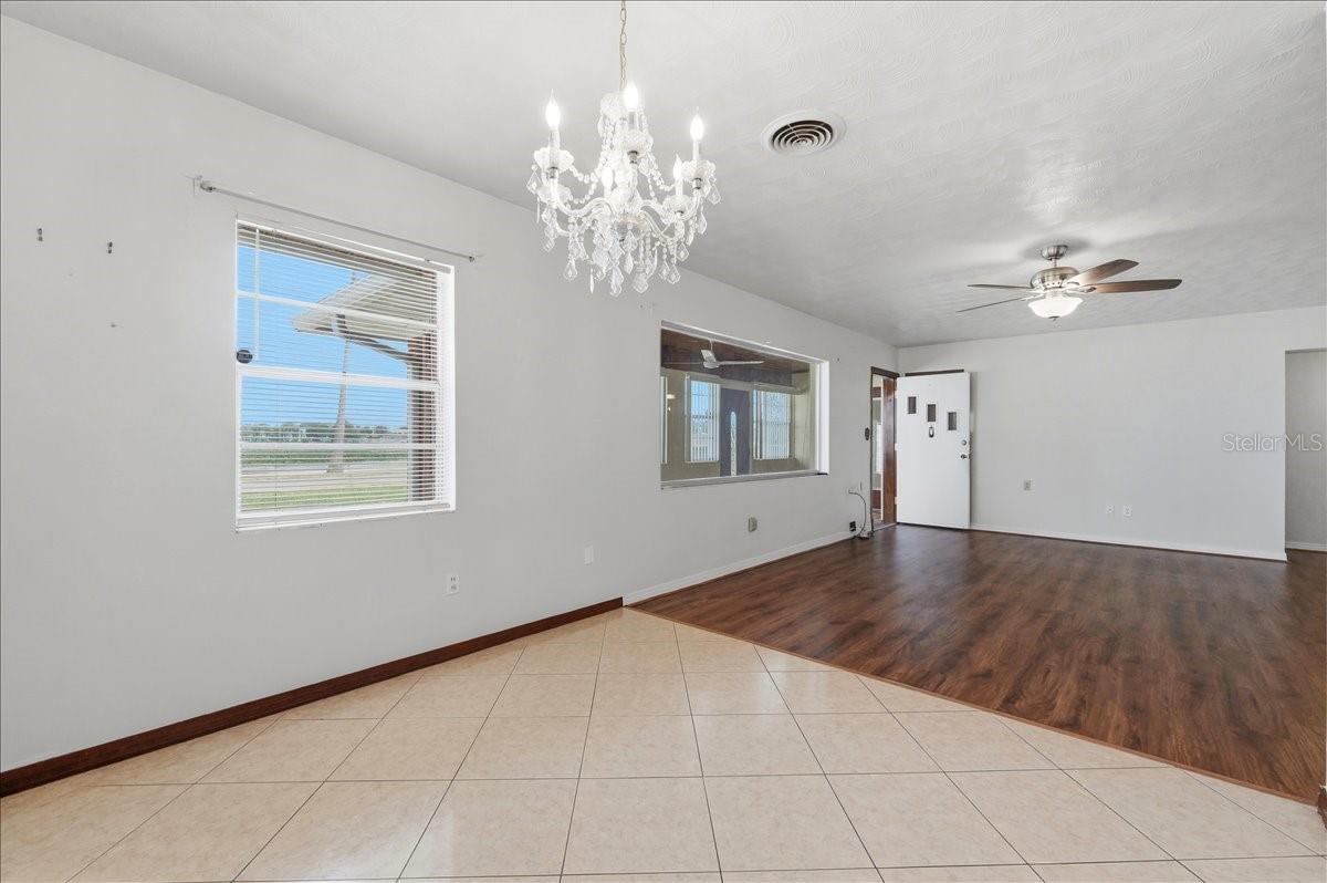 Image 14 of 35 For 1206 Lake Parker Drive